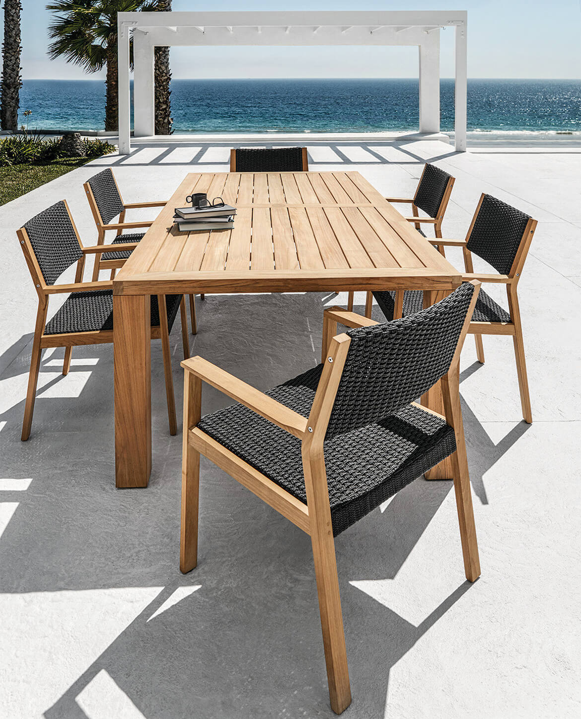 outdoor table